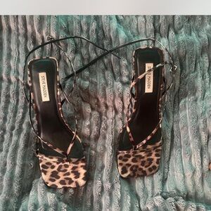 Steve Madden Annie Leopard Print Women's Sandals